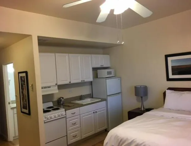 Washington Plaza Apartments hotel detail image 2