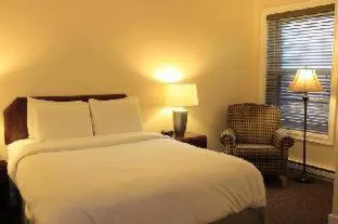 Washington Plaza Apartments hotel detail image 3