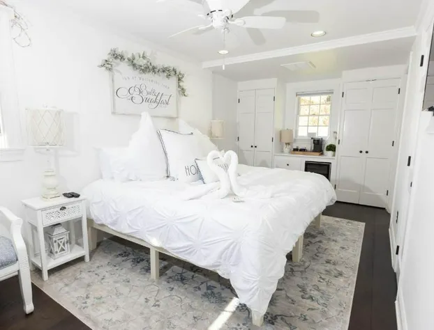 The Inn at Whitewing Farm hotel detail image 2