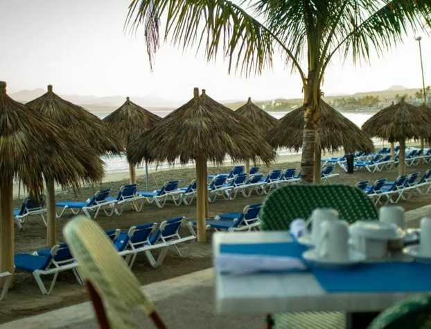 Decameron La Marina Guayabitos, Ramada All Inclusive Resort hotel detail image 1