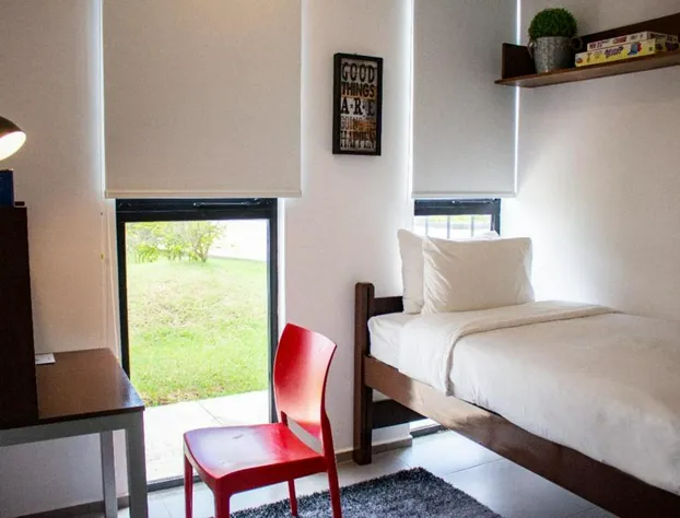 B'S Suites hotel detail image 1