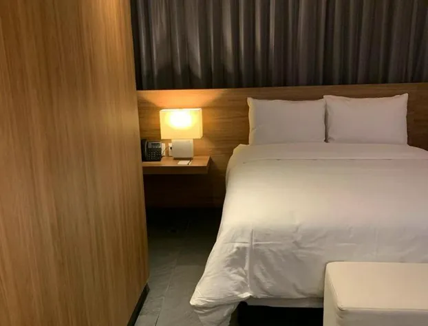 B'S Suites hotel detail image 4