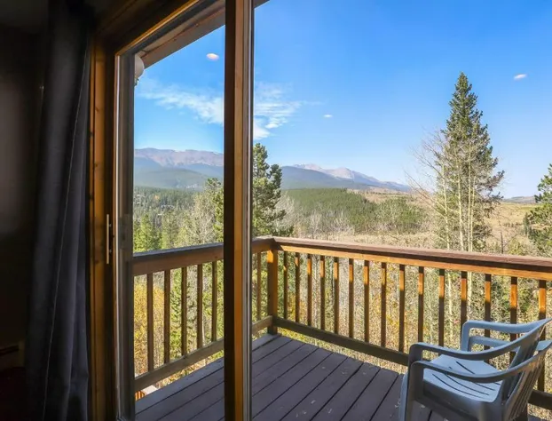 Peak 7 Mountain Lodge - Hot Tub & Expansive Views hotel detail image 1