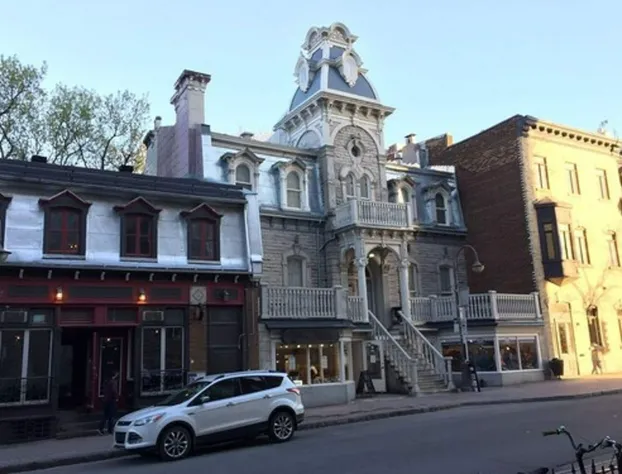 Le Château du Faubourg B&B hotel detail image 1