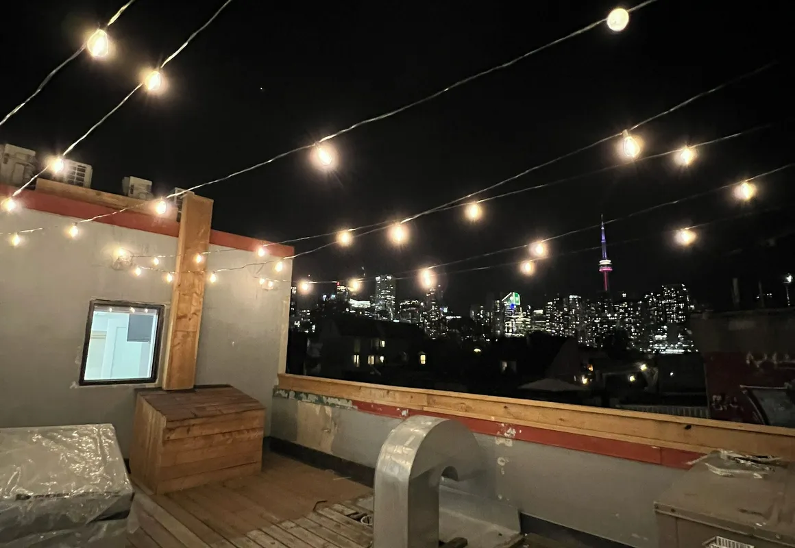 Toronto Rooms and Suites hotel hero