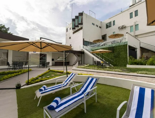 La Terraza Hotel hotel detail image 2