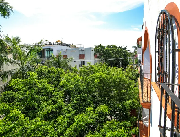 Alma y Mar Hotel & Suites by BFH hotel detail image 1