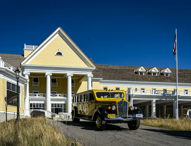 Lake Yellowstone Hotel & Cabins - Inside the Park hotel detail image 1