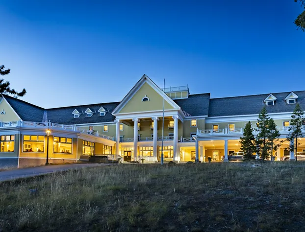 Lake Yellowstone Hotel & Cabins - Inside the Park hotel detail image 1