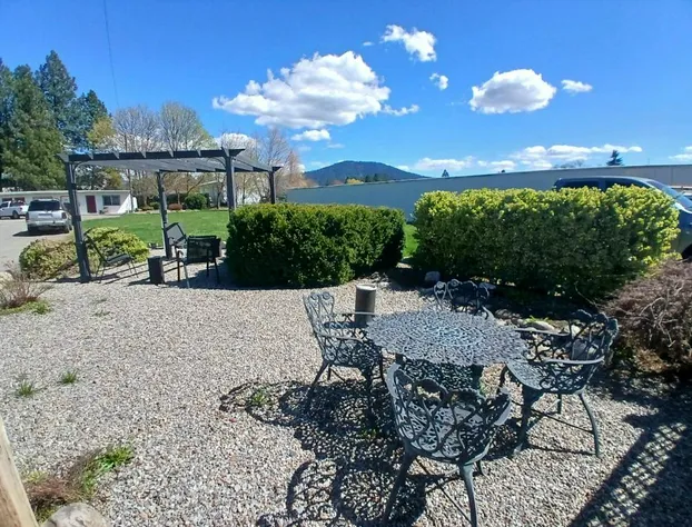 Silver Lakes Inn hotel detail image 1