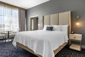 Lyric Hotel West End, an Ascend Collection Hotel hotel detail image 2