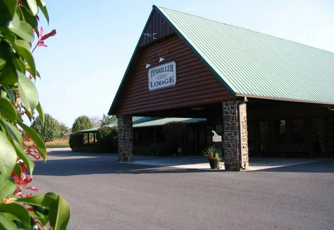 Tenkiller Lodge hotel hero