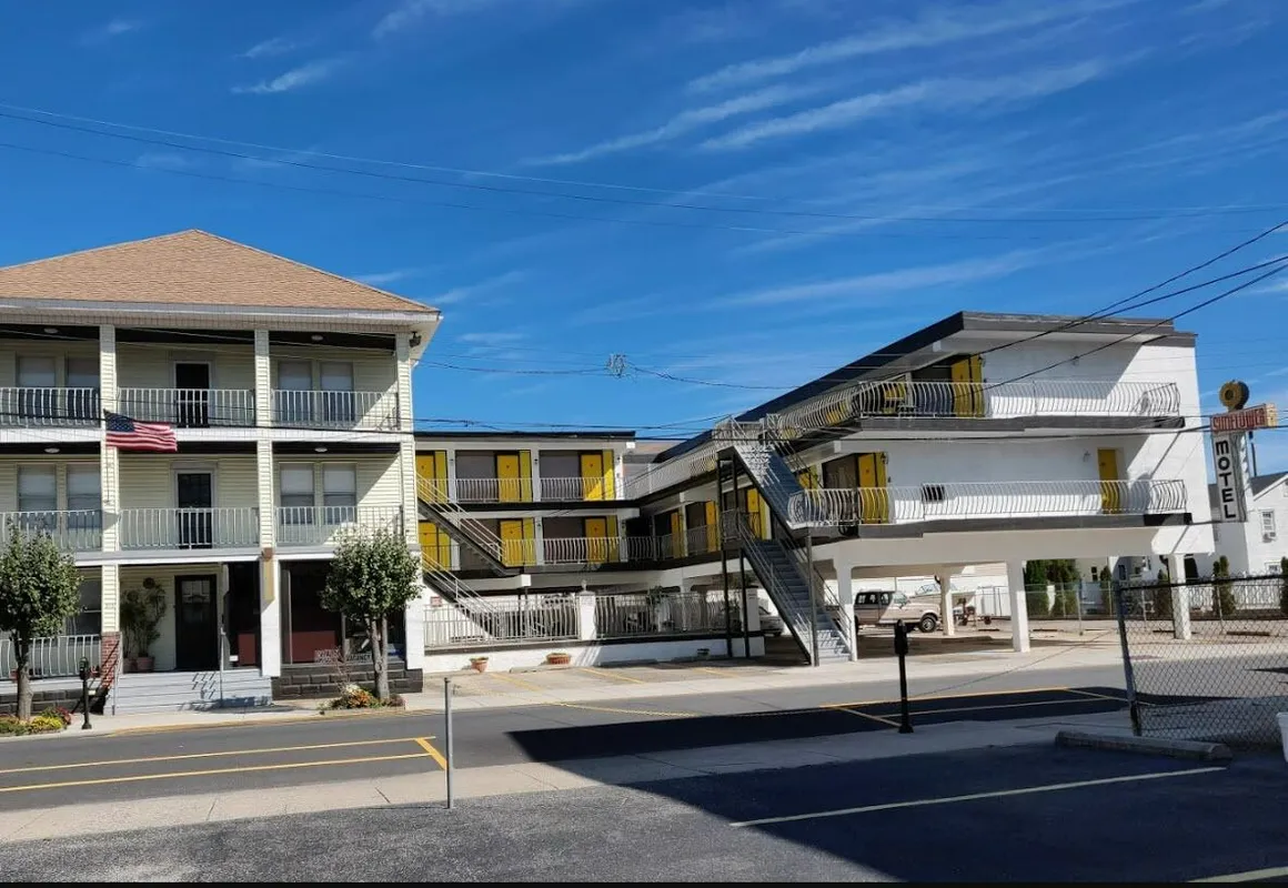 Sunflower Motel hotel hero