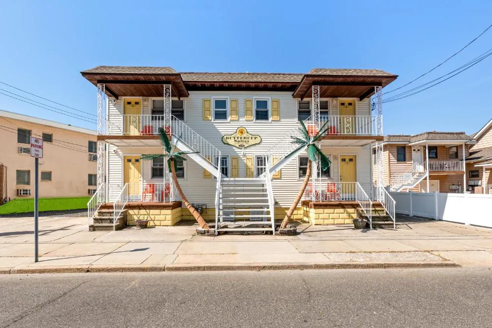 Buttercup Suites hotel hero