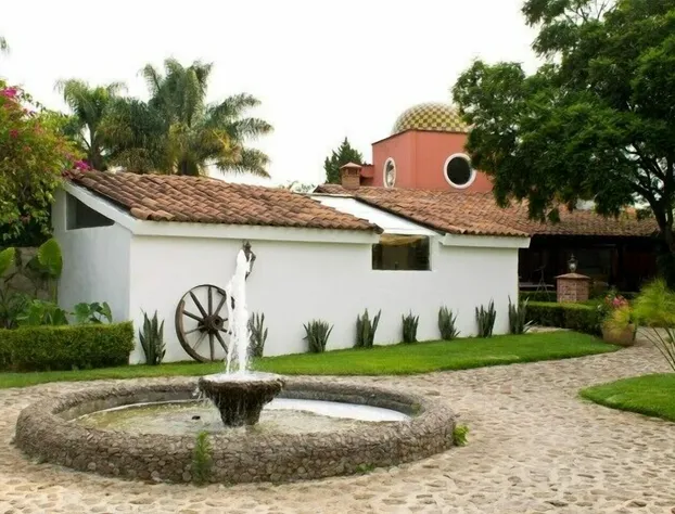 Las Cúpulas Pequeño Gran Hotel hotel detail image 1