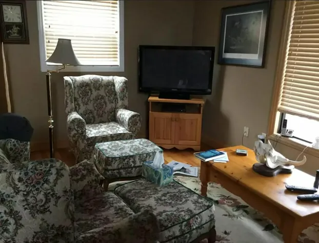 Salmon Pool Inn hotel detail image 3