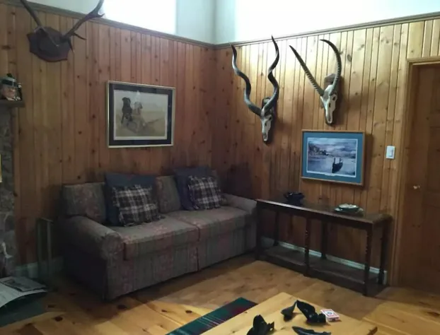 Salmon Pool Inn hotel detail image 4