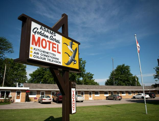Adams Golden Acres Motel hotel detail image 1
