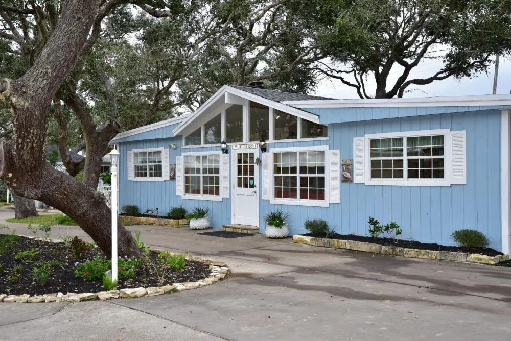 Pelican Bay Resort hotel hero