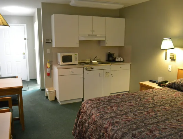 4 Pines Motel hotel detail image 1