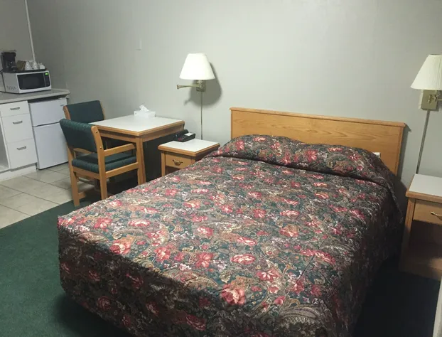 4 Pines Motel hotel detail image 2