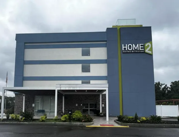 Home2 Suites by Hilton Hinesville hotel detail image 1