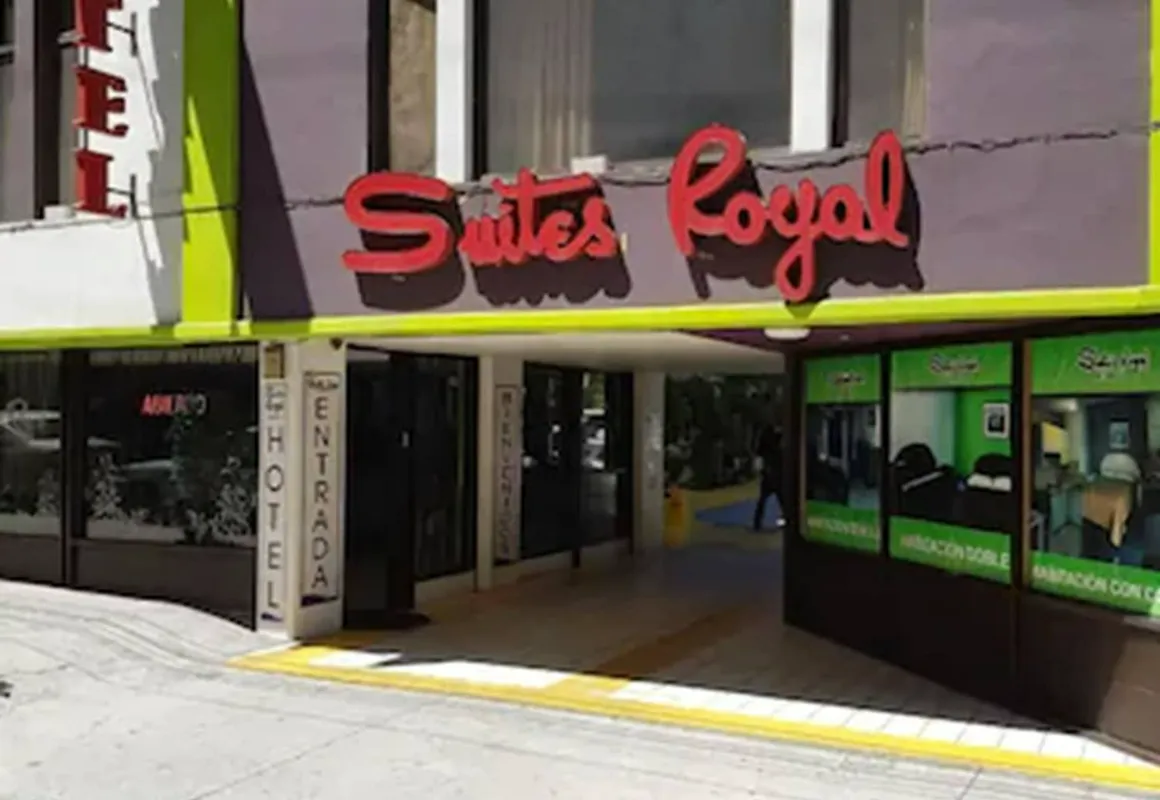 Hotel Suites Royal hotel hero