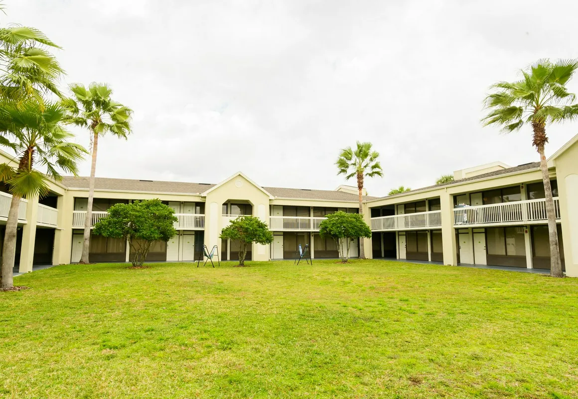 Orlando Vacation Rooms hotel hero