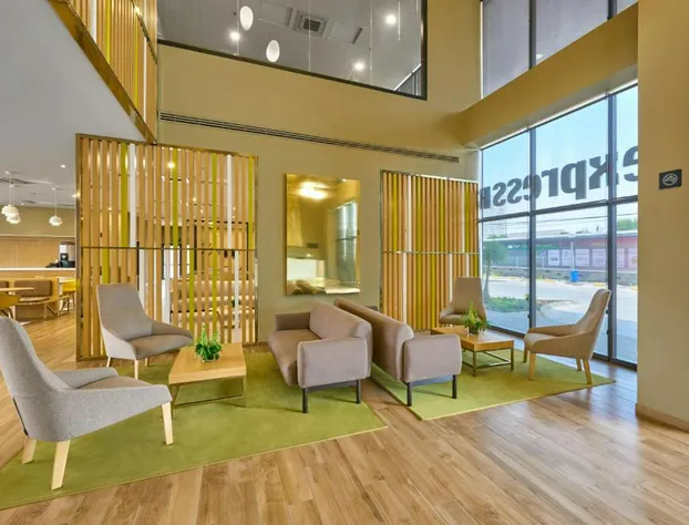 City Express Plus by Marriott Leon Centro de Convenciones hotel detail image 2