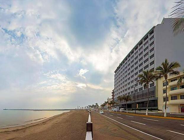 DoubleTree by Hilton Veracruz hotel detail image 2