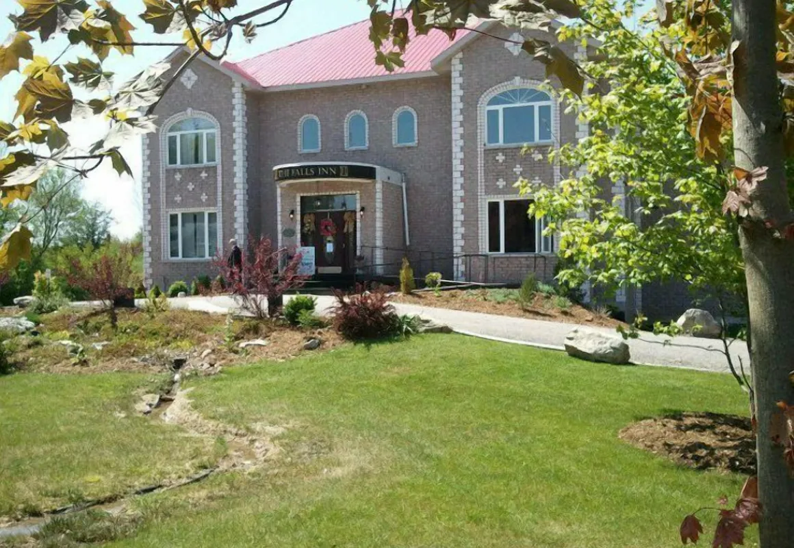 The Falls Inn - Walters Falls hotel hero