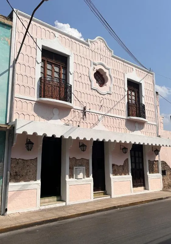 Hotel Margarita hotel hero