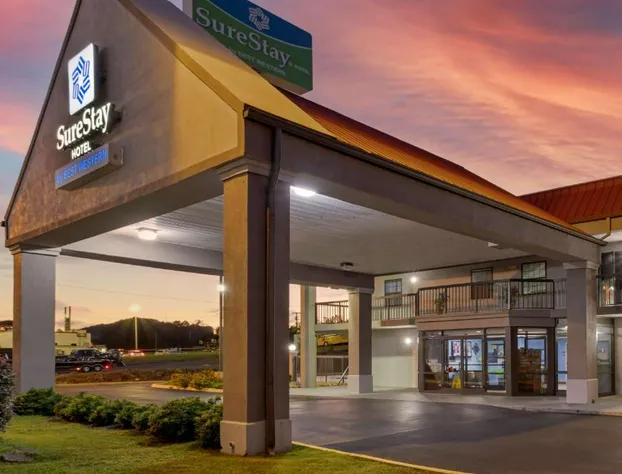 SureStay Hotel by Best Western Lenoir City hotel detail image 2