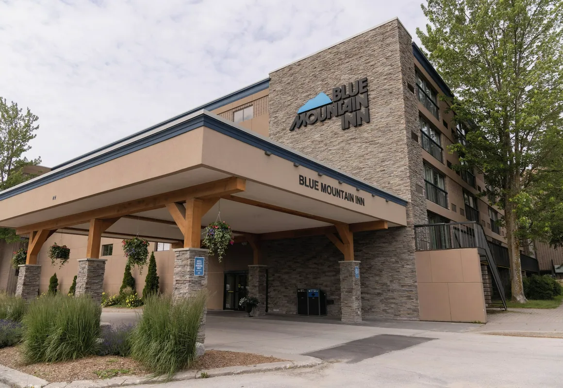 Blue Mountain Resort Inn hotel hero
