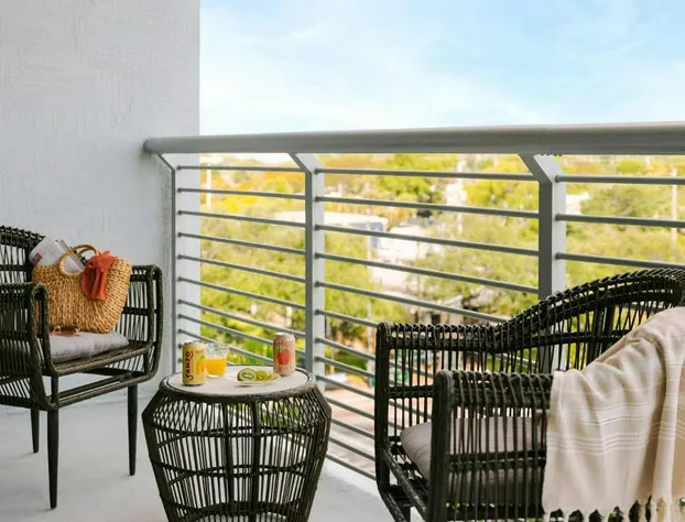 The Circ Hotel Hollywood, Sonder by Marriott Bonvoy hotel detail image 3