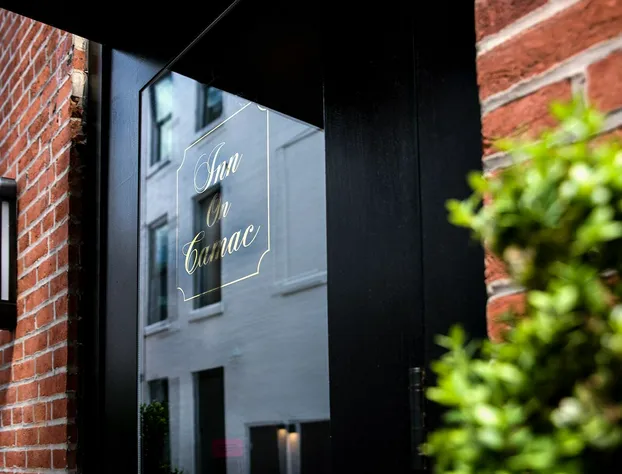 Inn On Camac hotel detail image 1