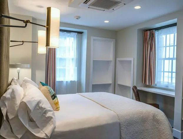 Inn On Camac hotel detail image 4