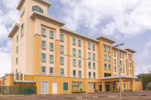 La Quinta by Wyndham Poza Rica hotel hero