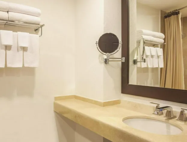 La Quinta by Wyndham Poza Rica hotel detail image 1