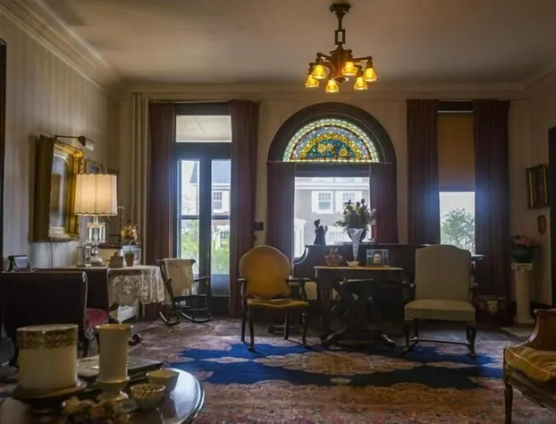 Victorian Inn Bed and Breakfast hotel detail image 2