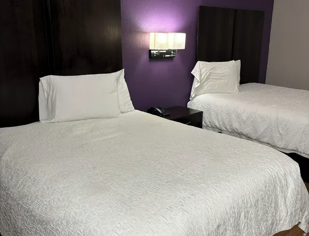 Relax Inn & Suites hotel detail image 3