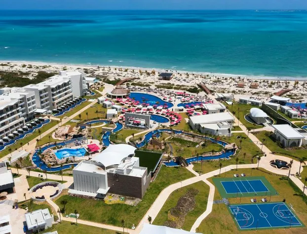 Planet Hollywood Cancun by Royalton, An Autograph Collection All-Inclusive Resort hotel detail image 3