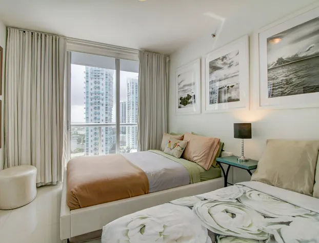 Private Residences at ICON Twr3 by JOS17 hotel detail image 3