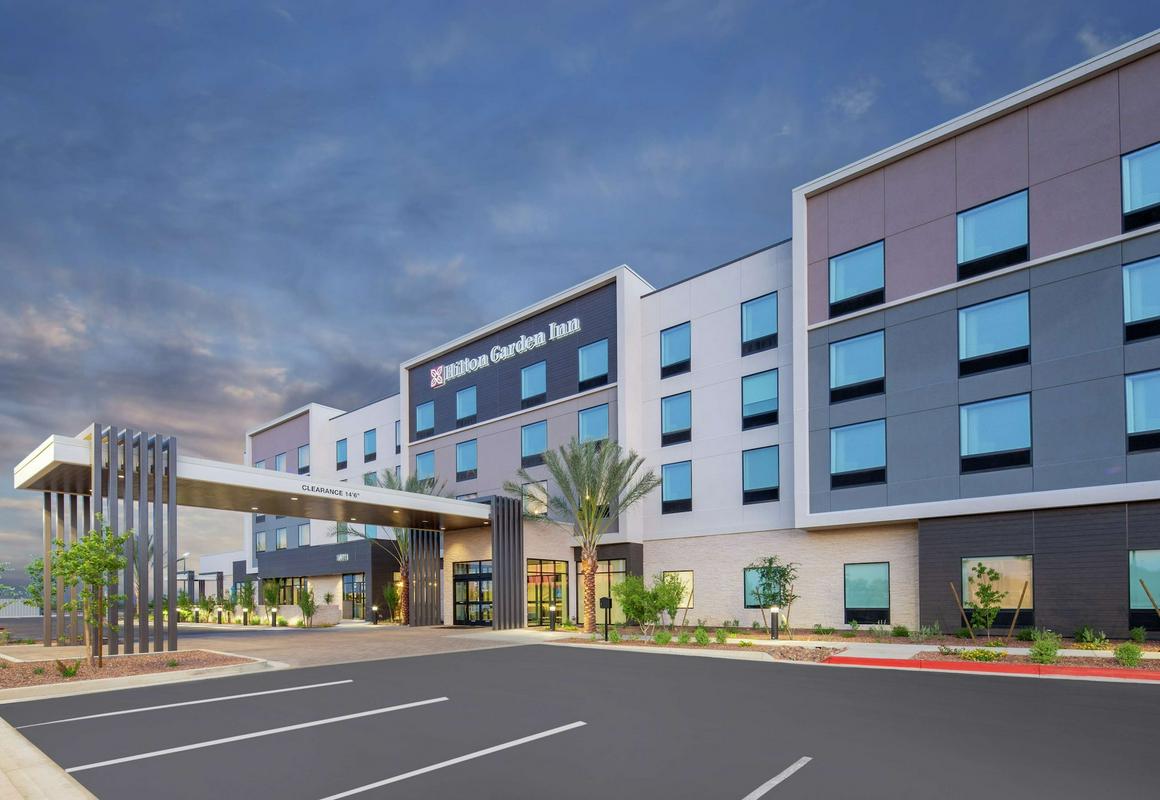 Hilton Garden Inn Surprise Phoenix hotel hero