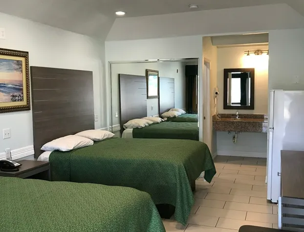 Crown Inn Humble hotel detail image 3