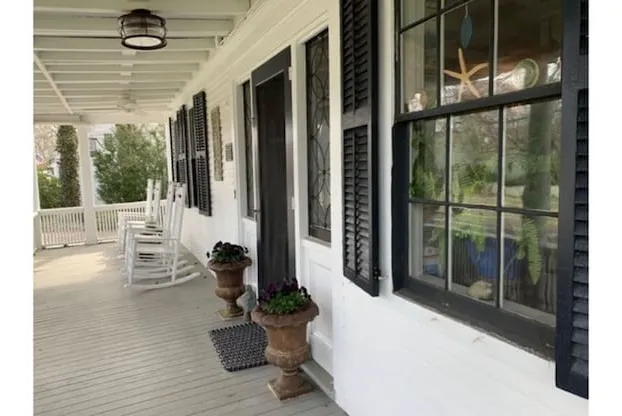 Olde Captains Inn hotel detail image 2