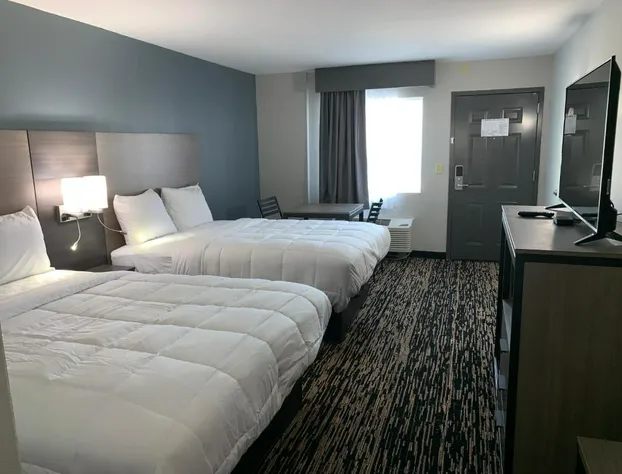 HomeTel Inn hotel detail image 4