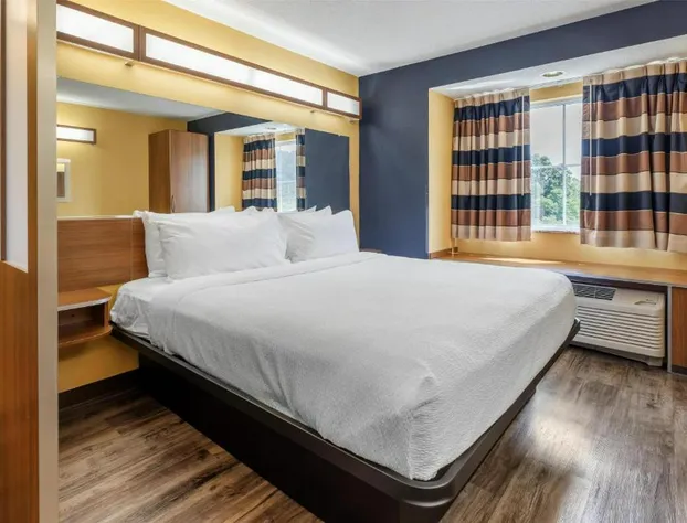 SureStay Plus Hotel by Best Western Keyser hotel detail image 4