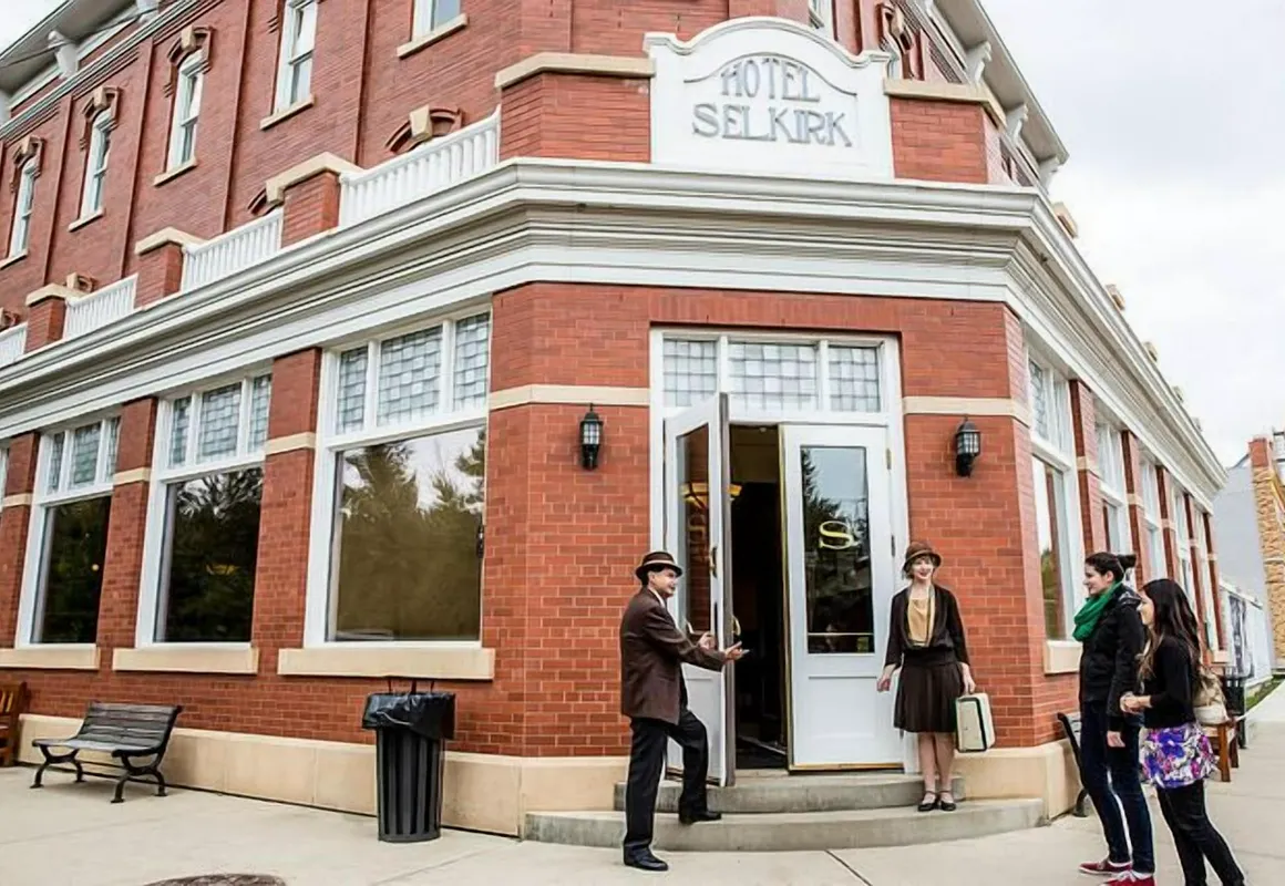 Hotel Selkirk at Fort Edmonton Park hotel hero