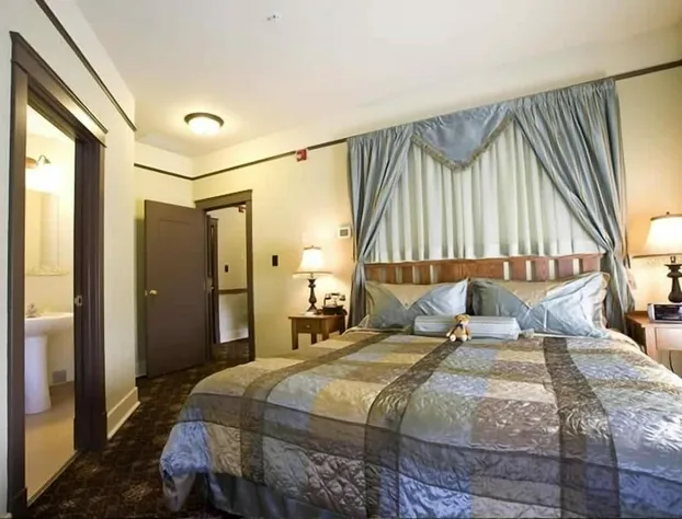 Hotel Selkirk at Fort Edmonton Park hotel detail image 4